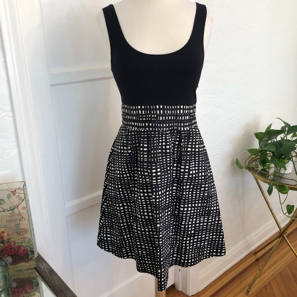 Theory Dresses & Skirts - Theory Boasa Dress sz 6